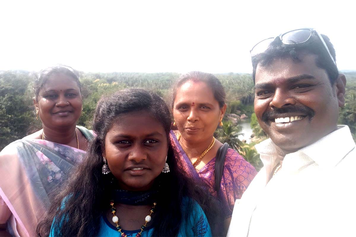 Best Couples Resorts in Paramakudi